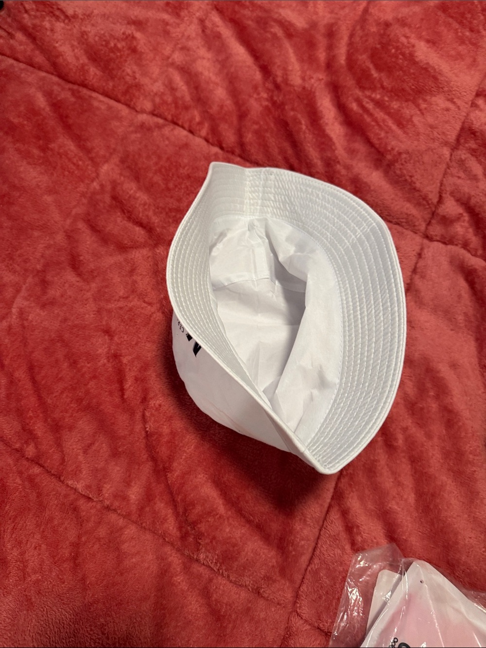 Modelo White Bucket Hat - Picture 4 of 4